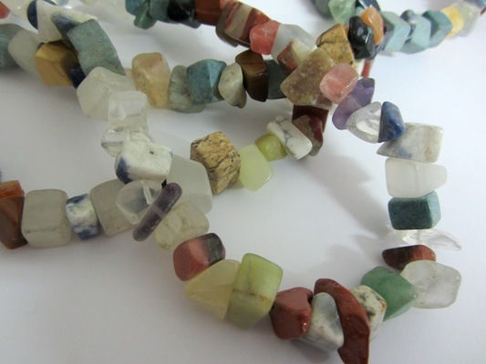 Perle & Paillette aus Stein Bunt 10mm