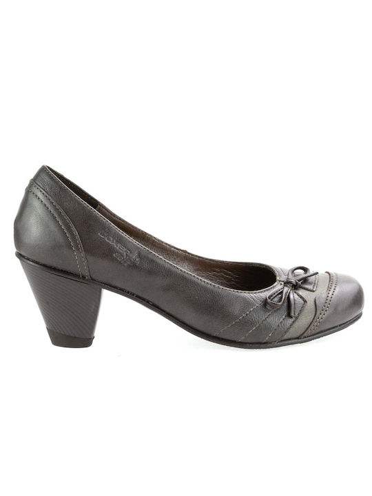 Boxer Gray Heels