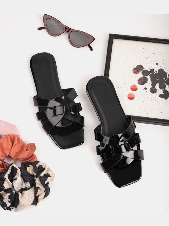 Women's Flat Sandal with Suede Details Black Black