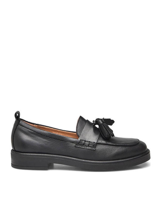 Pavement Women's Moccasins in Black Color