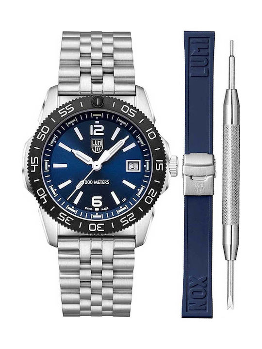Luminox Herrenuhr 39mm Batterie mit Silber Metallarmband