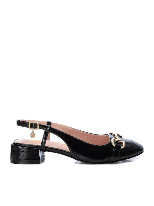 Xti Pointed Toe Heels made of Patent Leather wi...