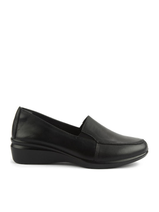 Leather Women's Moccasins in Black Color