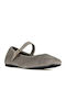 Graue Wildleder-Ballerina mit Riemen