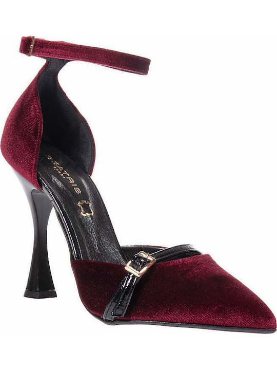 Pumps mit Riemchen Burgundisch