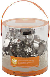 Wilton Halloween Party Serving Set 18 Pieces Wilton Halloween Party Serving Set 18 Pieces