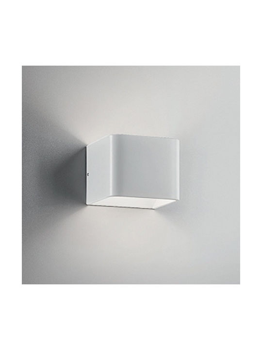 Zafferano Lamp Wall with Integrated LED and Warm White Light
