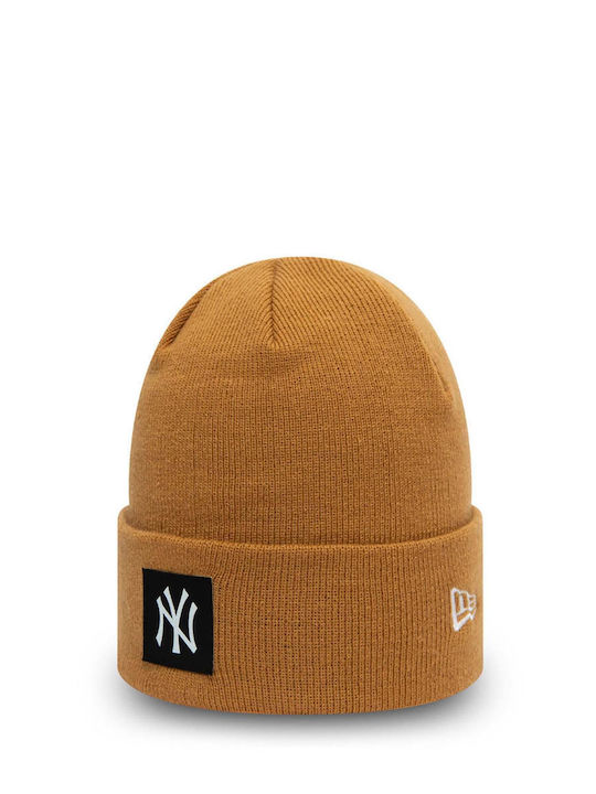 Beanie Unisex Beanie Knitted in Beige color