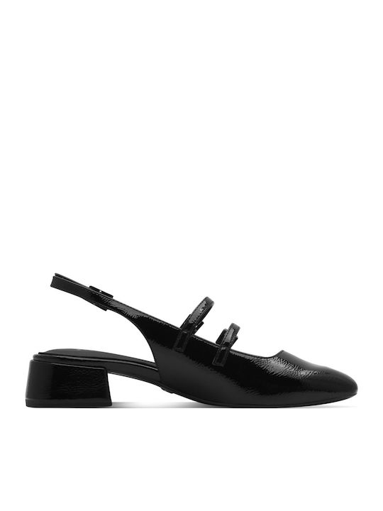 Spitze Zehe Pumps aus Lackleder Schwarz