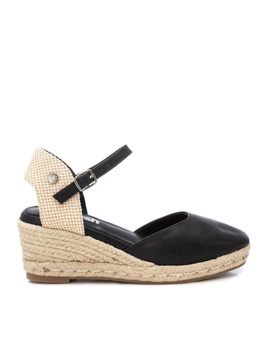 Refresh Women's Synthetic Leather Platform Espa...
