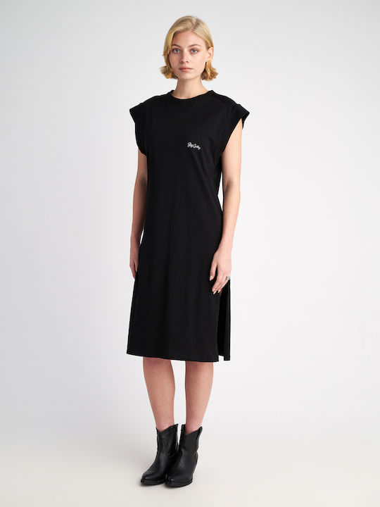 Staff Madelyn Maxi Dress with Tearing Black