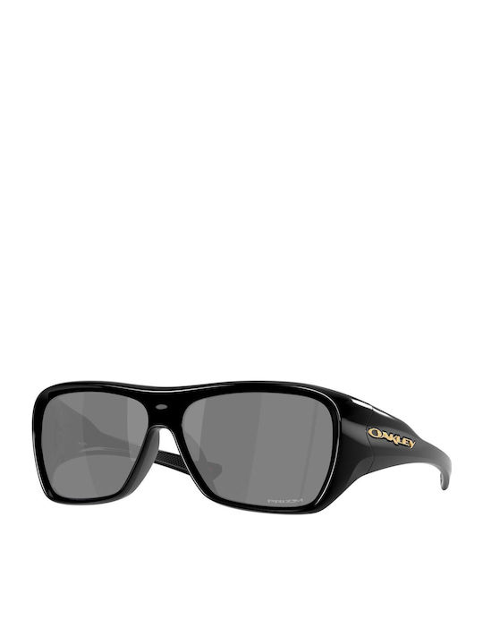 Oakley Prizm Men's Sunglasses with Black Plasti...