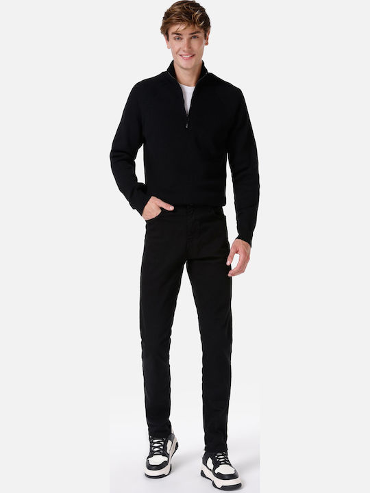 Hose in Geradem Schnitt Black