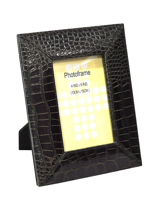 Sinialo Plastic Photo Frame with Brown Frame