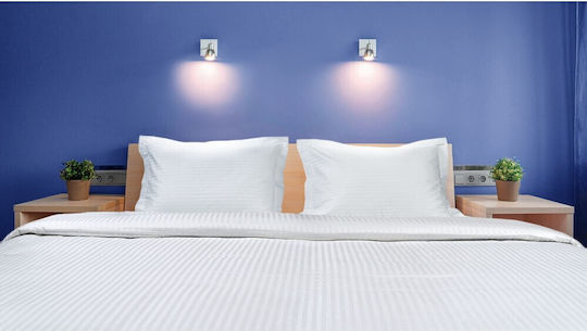 Cearșaf de hotel alb 240t dungi satinate de 1cm 240x280