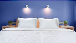 Hotelsheet Weiß 240t 1cm Satinstreifen 280x290 Hotelsheet Weiß 240t 1cm Satinstreifen 280x290
