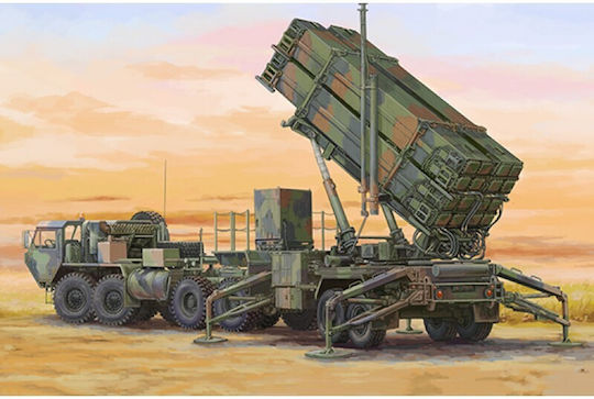 Trumpeter M983 Hemtt & M901 Станция за Стартиране Mim-104f Patriot Sam System Pac-3 Мащаб 1:72 07157