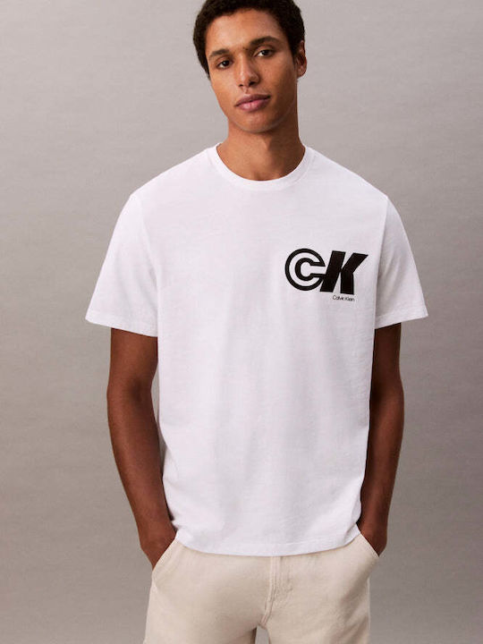 T-shirt White