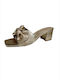 Leder Mules mit Chunky Niedrig Absatz in Gold Farbe