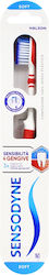 Sensodyne Четка за зъби Soft Red