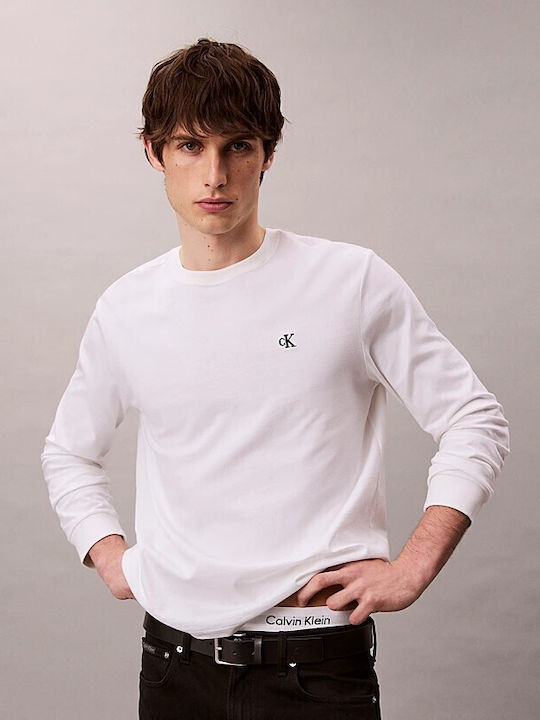 T-shirt White