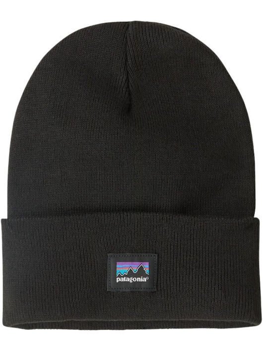 Beanie Unisex Beanie Knitted in Black color