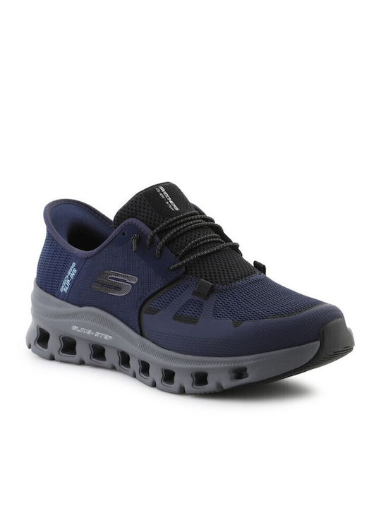 Skechers