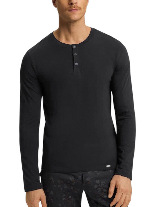 Men's Undershirt Long-sleeved in Black Color
