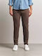 Hose in Schlanker Passform Brown