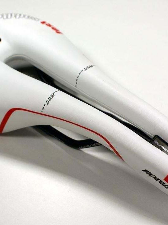 Selle Italia Novus Superflow Weiß Fahrradsattel
