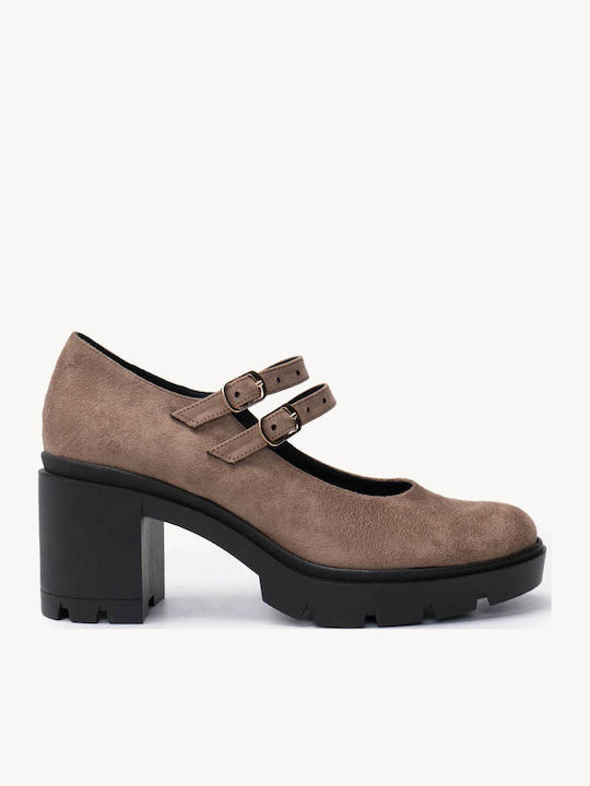 Μπεζ Loafers Διακοσμητικές Αγκράφες