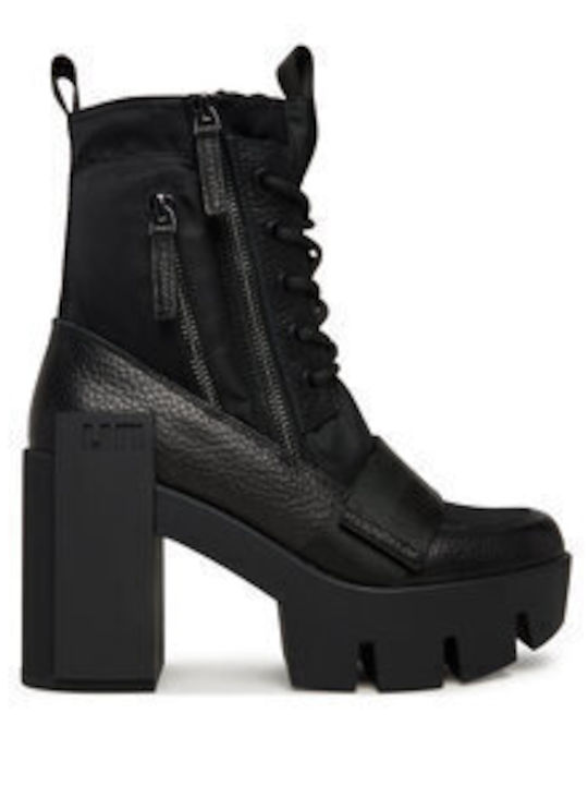 United Nude