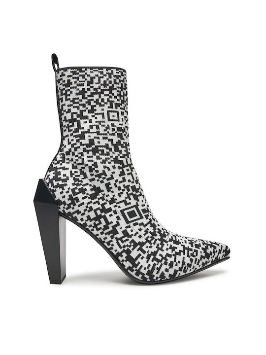 United Nude
