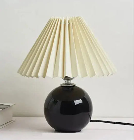 Moderne Tischlampe Creme Regenschirm Schwarze Basis 29cm