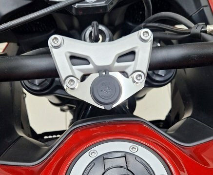 Cosmo Handlebar Mount Dual Usb Triumph Tiger Sport 660 2022-2025 Tiger Sport 800 2025