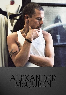 Alexander Mcqueen: Iconic. Editors Of Createur Magazine Abrams