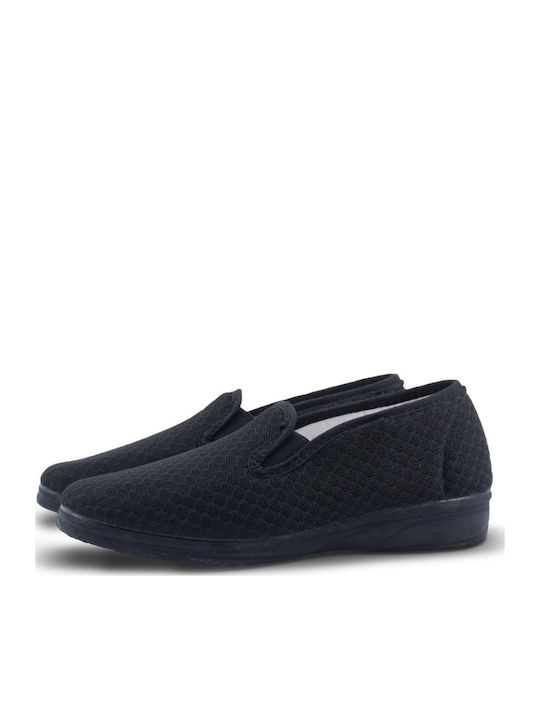 Closed Women's Slippers Black