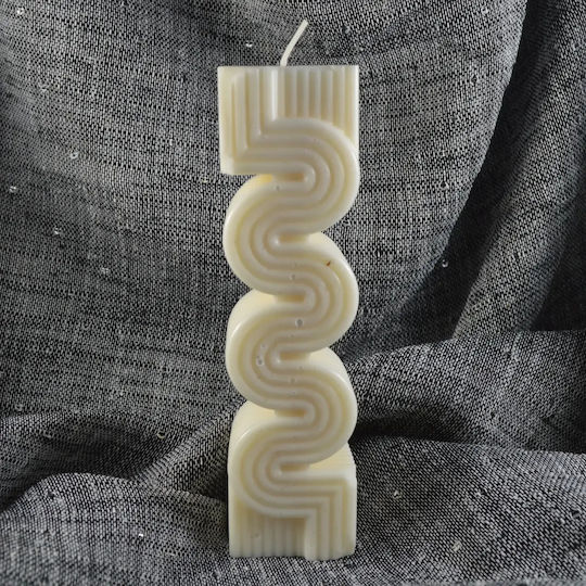 Curved Column Large Gingerbread Caramel Mousse