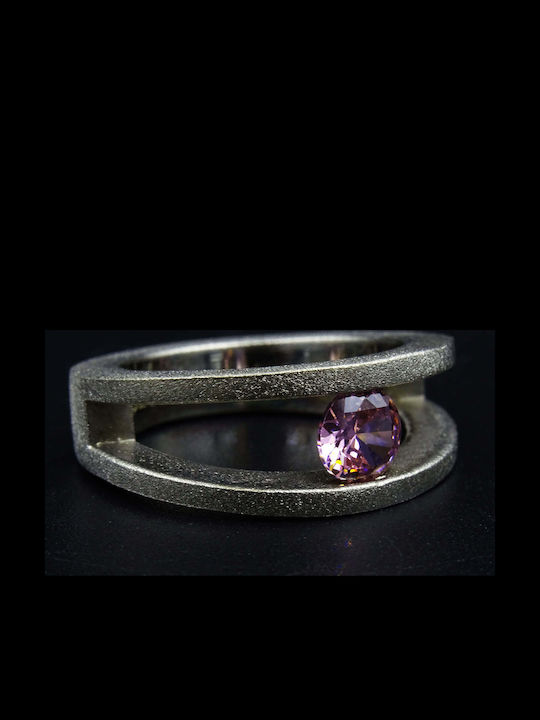 Damentlicher Ring mit Zirkon aus Silber