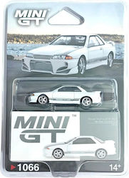 Mini GT Nissan Car