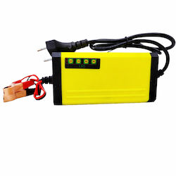 QP-94916 Blei-Säure-Batterieladegerät 12V 2A