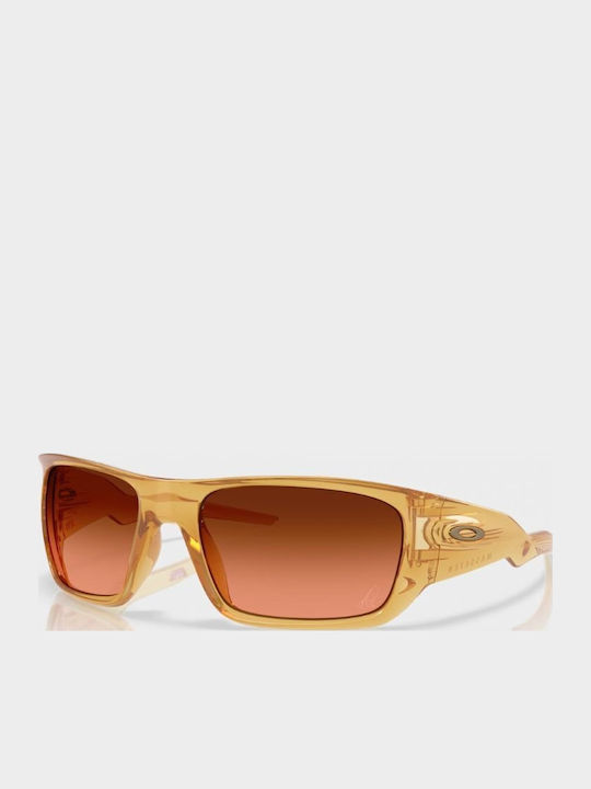 Oakley Men's Sunglasses with Orange Frame and O...