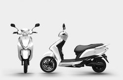 Ηλεκτρικό Scooter Ισχύος 2000W με Τελική Ταχύτητα 25km/h Αυτονομίας 130km για Οδήγηση Χωρίς Δίπλωμα Λευκό Χρώμα