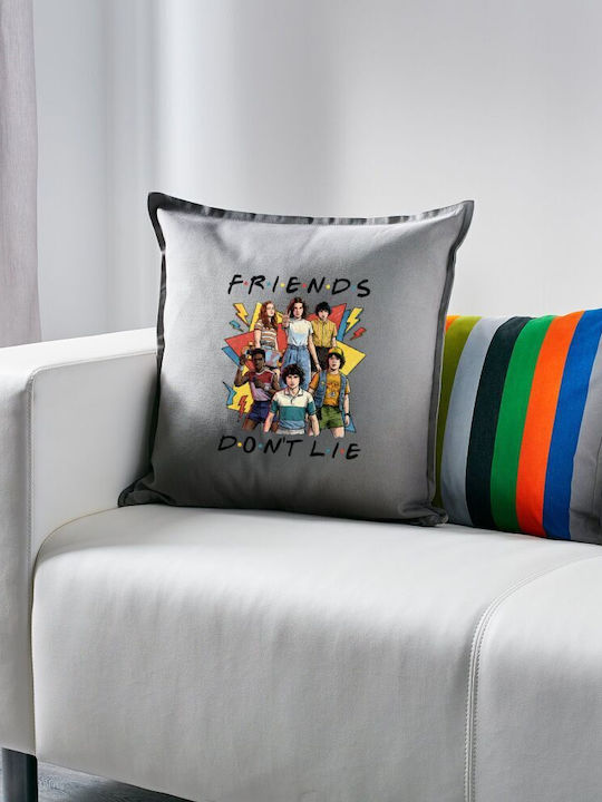 Friends Dont Lie Stranger Things Μαξιλάρι Καναπέ Γκρι 100% Βαμβάκι Περιέχεται Γέμισμα 50x50cm