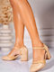 Heels Made of Patent Leather with Medium Heel Beige