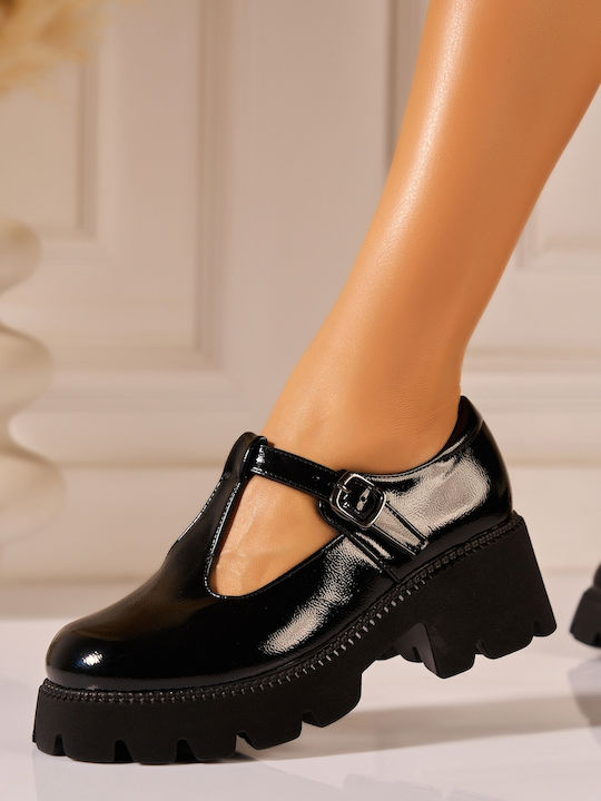 Elena Damen Ballerinas aus Lackleder in Schwarz...