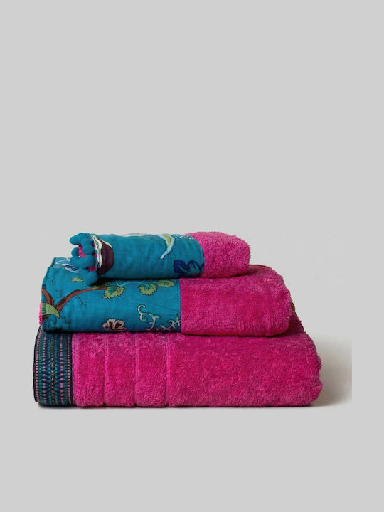White Fabric Arlette 30x50cm Fuchsia Weight 600gsm