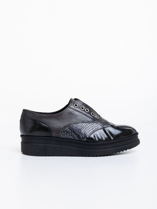 Leather Women's Oxfords in Black Colour