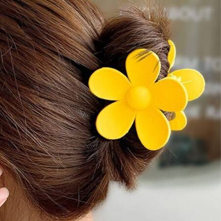 Ecarla Clamă De Păr Cu Floare Pastel Galben Sp314