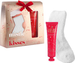 Mistletoe Kisses Pralină Prăjită Vanilie Dulce Set Cadou 100 Ml Balsam pentru Picioare 1 Pereche Șosete Confortabile The Luxury Bathing Company Mistletoe Kisses Pralină Prăjită Vanilie Dulce Set Cadou 100 Ml Balsam pentru Picioare 1 Pereche Șosete Confortabile The Luxury Bathing Company
